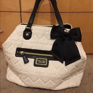 Betsey Johnson tote
